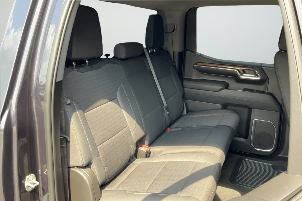 Used 2023 Chevrolet Silverado 1500 LT w/ Protection Package AWD/4WD image 20