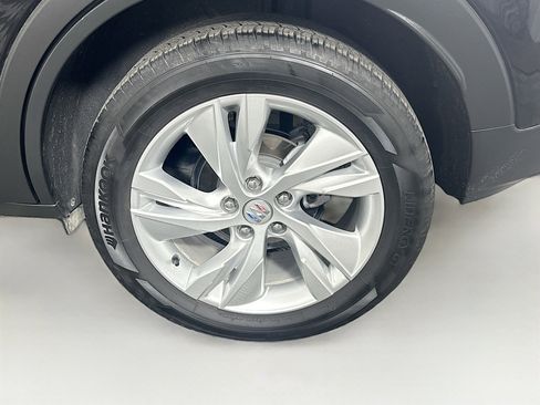 Used 2025 Buick Encore GX Preferred FWD image 11