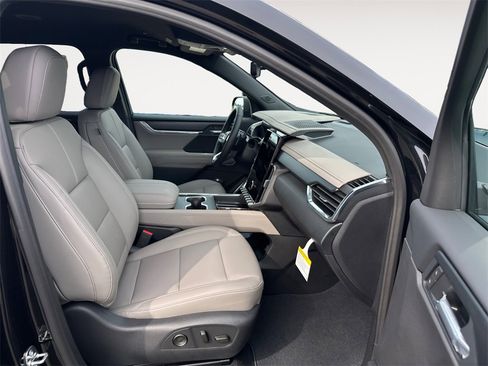 New 2026 GMC Acadia Elevation w/ Black Edition image 15