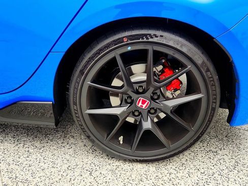 Used 2025 Honda Civic Type R image 9