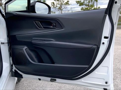 Certified 2023 Toyota Prius LE image 21