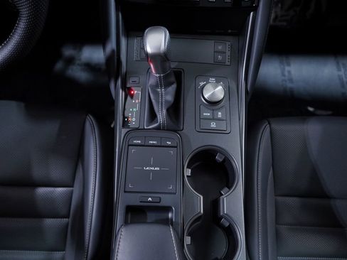 Used 2022 Lexus IS 350 F Sport image 14