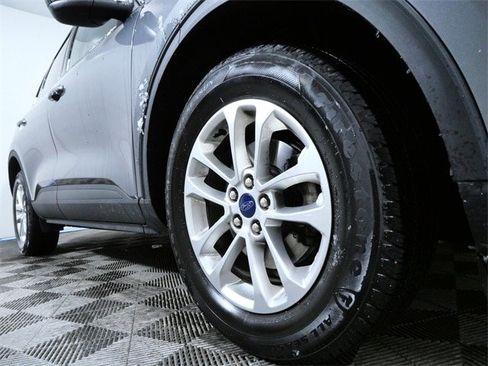 Certified 2022 Ford Escape SE w/ Convenience Package image 2