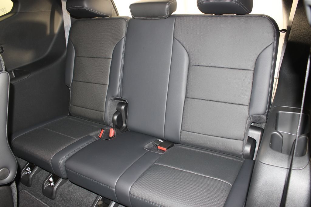 New 2027 Buick Enclave Sport Touring FWD image 19