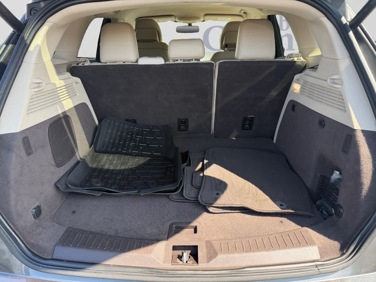 Used 2019 Lincoln MKC Premiere AWD/4WD image 3