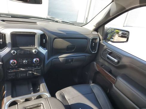 Used 2021 GMC Sierra 1500 SLT w/ SLT Premium Plus Package RWD image 15