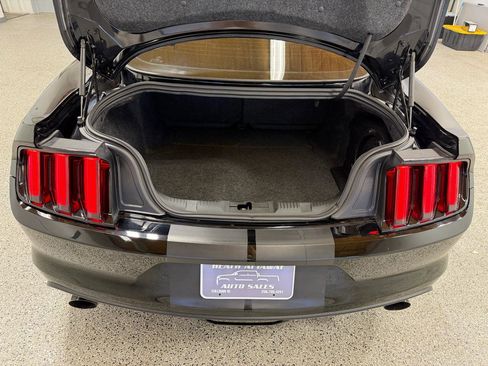 Used 2017 Ford Mustang GT Premium w/ GT Performance Package RWD image 10