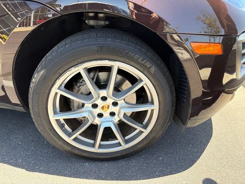 Used 2018 Porsche Macan S AWD/4WD image 7