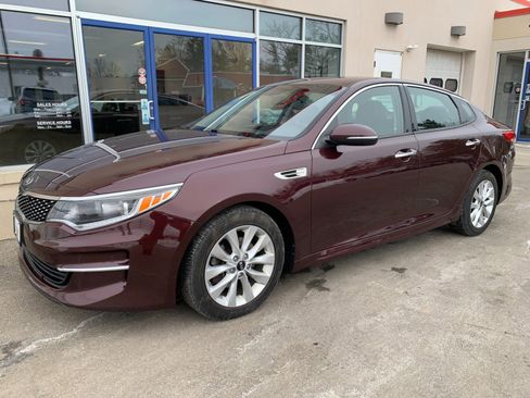 Used 2018 Kia Optima EX image 1