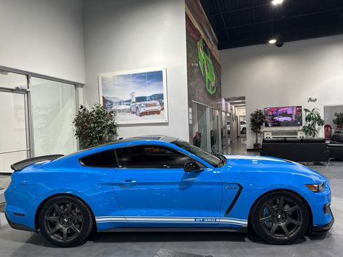 Used 2017 Ford Mustang Shelby GT350 w/ Electronics Package RWD image 15