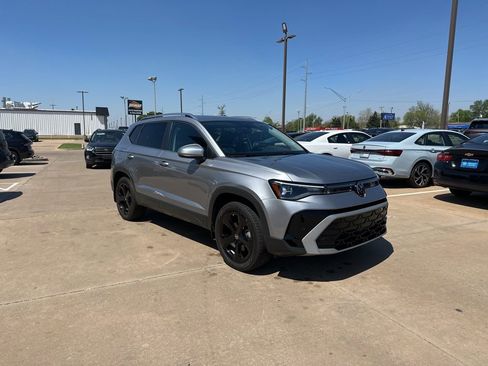 Used 2025 Volkswagen Taos SEL w/ Black Wheel Plus Package image 3