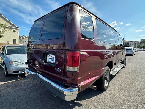 Used 2008 Ford E-350 and Econoline 350 XLT image 3