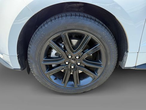 Used 2022 Ford Edge ST-Line AWD/4WD image 9