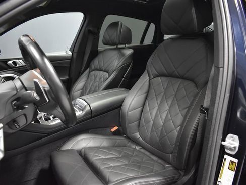 Used 2025 BMW X6 xDrive40i image 5