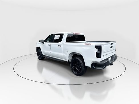 Used 2025 Chevrolet Silverado 1500 LT Trail Boss AWD/4WD image 6