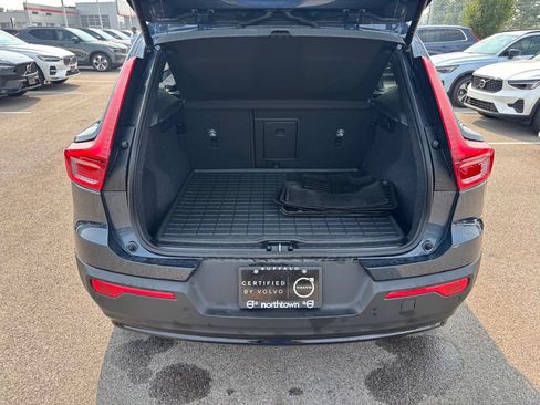 Certified 2026 Volvo XC40 B5 Core w/ Climate Package AWD/4WD image 24