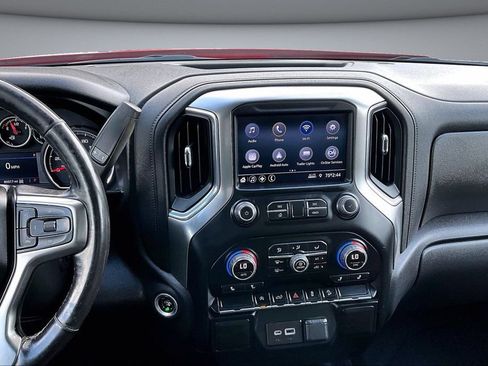Used 2021 Chevrolet Silverado 1500 LT AWD/4WD image 10