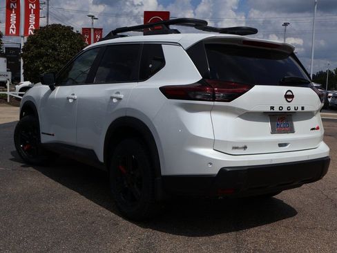New 2026 Nissan Rogue Rock Creek image 2