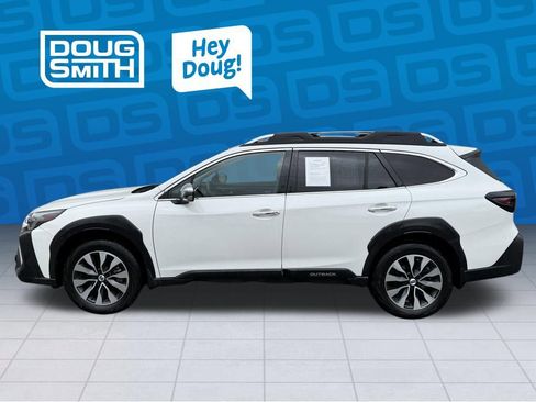 Used 2023 Subaru Outback Touring XT AWD/4WD image 2
