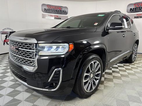 Used 2021 GMC Acadia Denali w/ Denali Technology Package image 9