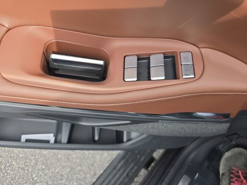 New 2025 Lincoln Navigator L Reserve image 27