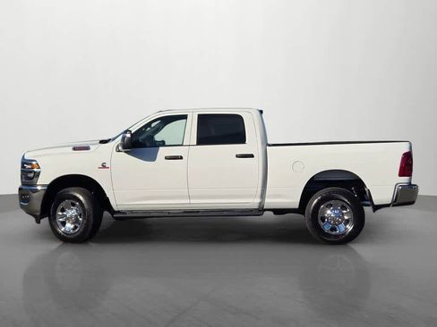 New 2026 RAM 2500 Tradesman AWD/4WD image 3