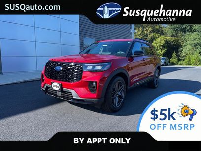 New 2025 Ford Explorer ST-Line w/ Premium Package