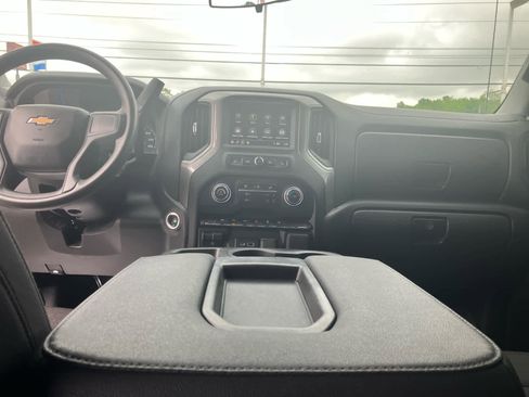 Used 2023 Chevrolet Silverado 1500 Custom RWD image 31