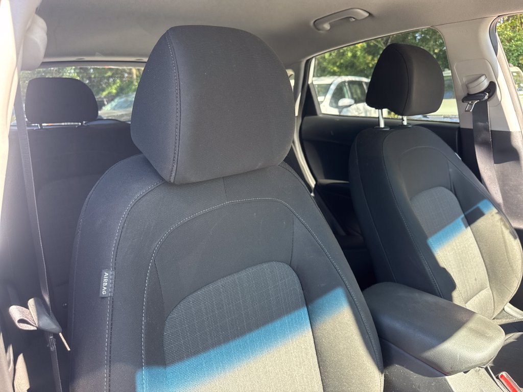 Used 2023 Hyundai Kona SEL FWD image 24