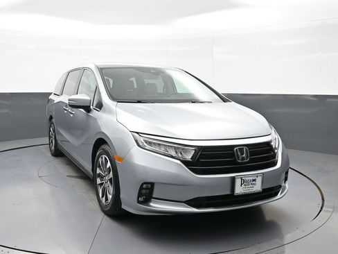 Certified 2023 Honda Odyssey EX-L image 3