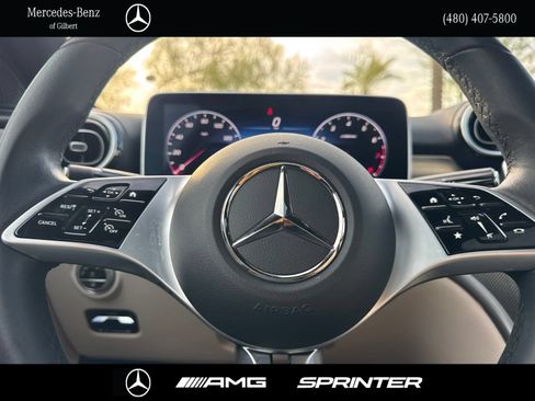 Certified 2023 Mercedes-Benz C 300 Sedan image 28
