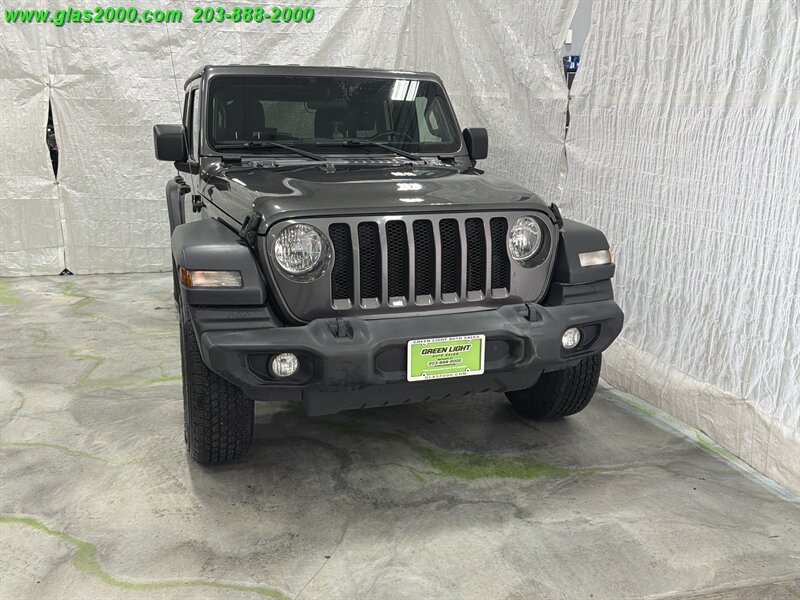 Used 2019 Jeep Wrangler Unlimited Sport S AWD/4WD image 32