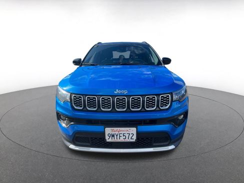 Used 2025 Jeep Compass Limited image 2
