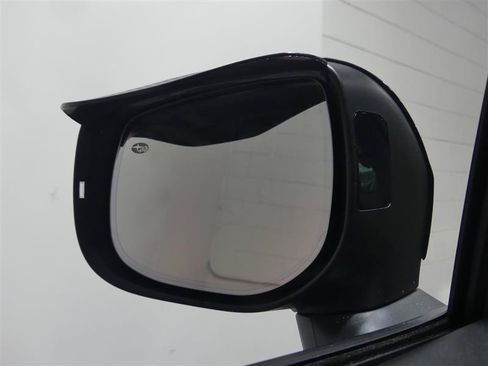 Used 2022 Subaru Forester Wilderness AWD/4WD image 14