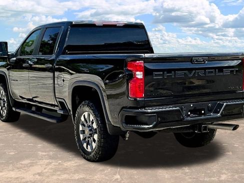 Used 2024 Chevrolet Silverado 2500 Custom w/ Custom Value Package AWD/4WD image 5