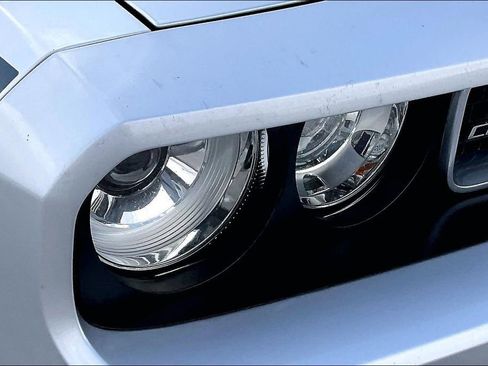 Used 2010 Dodge Challenger R/T image 30