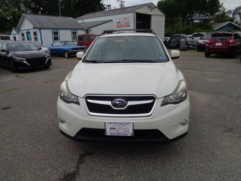 Used 2014 Subaru Crosstrek 2.0i Premium w/ Moonroof Package AWD/4WD image 12