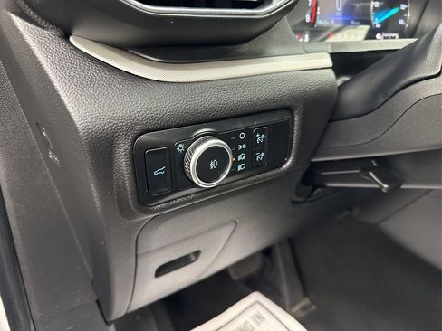 Used 2024 Ford Explorer XLT w/ Equipment Group 202A image 39