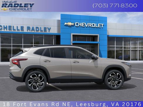 New 2026 Chevrolet Trax RS w/ Driver Confidence Package image 7