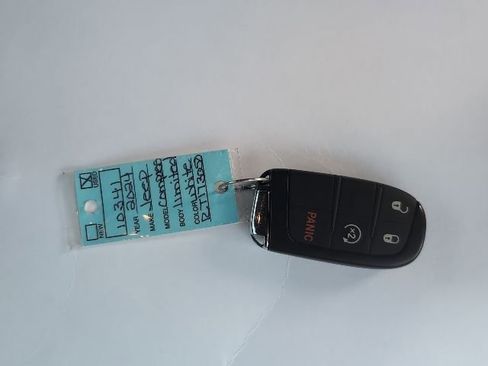 Certified 2024 Jeep Compass Limited image 28