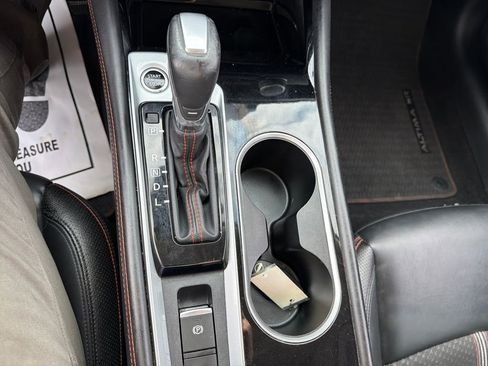 Used 2024 Nissan Altima 2.5 SR image 23