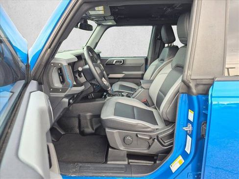 Used 2023 Ford Bronco Black Diamond w/ Sasquatch Package AWD/4WD image 16
