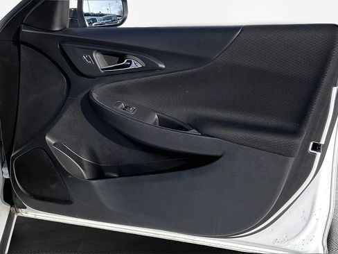 Used 2024 Chevrolet Malibu LS image 28