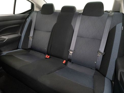 Used 2025 Nissan Versa SV image 18