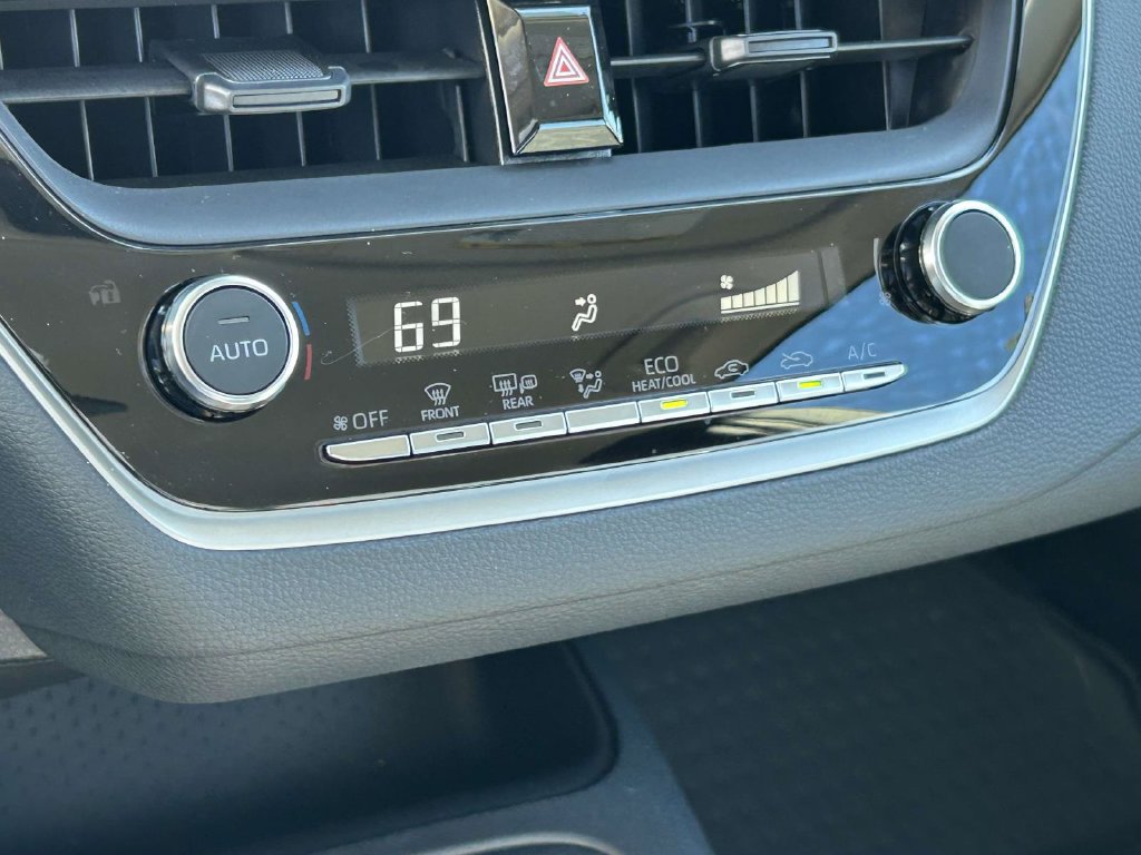 New 2027 Toyota Corolla LE FWD image 23