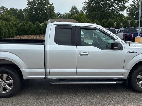Used 2018 Ford F150 XLT w/ Equipment Group 302A Luxury AWD/4WD image 11