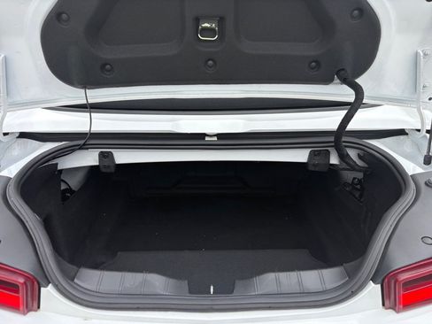 Used 2018 Chevrolet Camaro SS RWD image 19