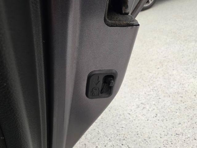Used 2018 Honda Fit EX image 29