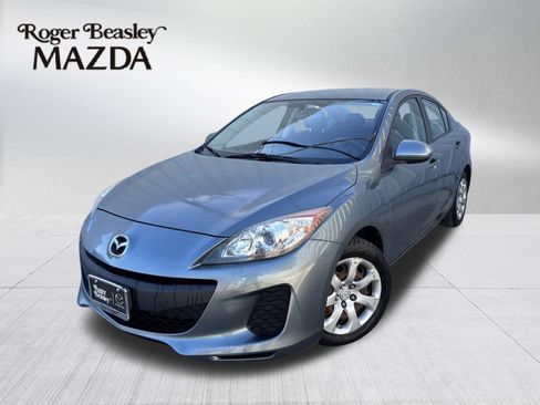 Used 2013 MAZDA MAZDA3 i SV image 1
