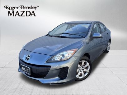 Used 2013 MAZDA MAZDA3 i SV